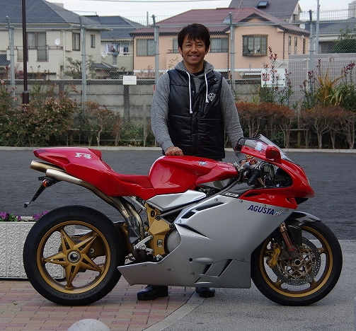 宮城光様のmv Agusta F4へのtriaイニシャルアジャスターの装着後の画像とレポート